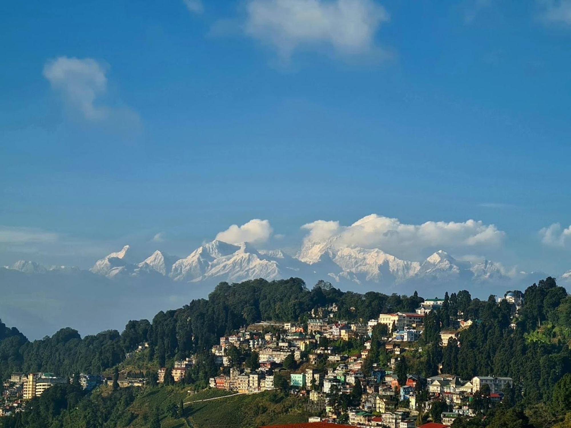 Hotel Pitstop Darjeeling - Excellent Service Recommended & Couple Friendly Екстер'єр фото